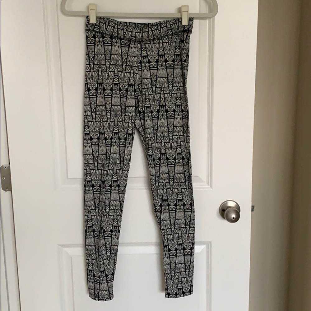 PINK Victoria’s Secret leggings